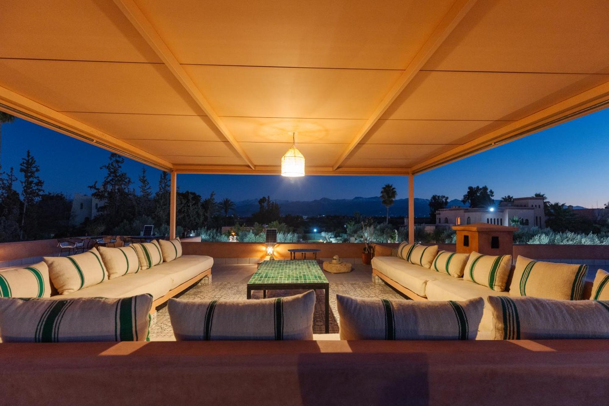 Hotel Les Roses By La Siredrah Ait Bou Zguia Exterior foto