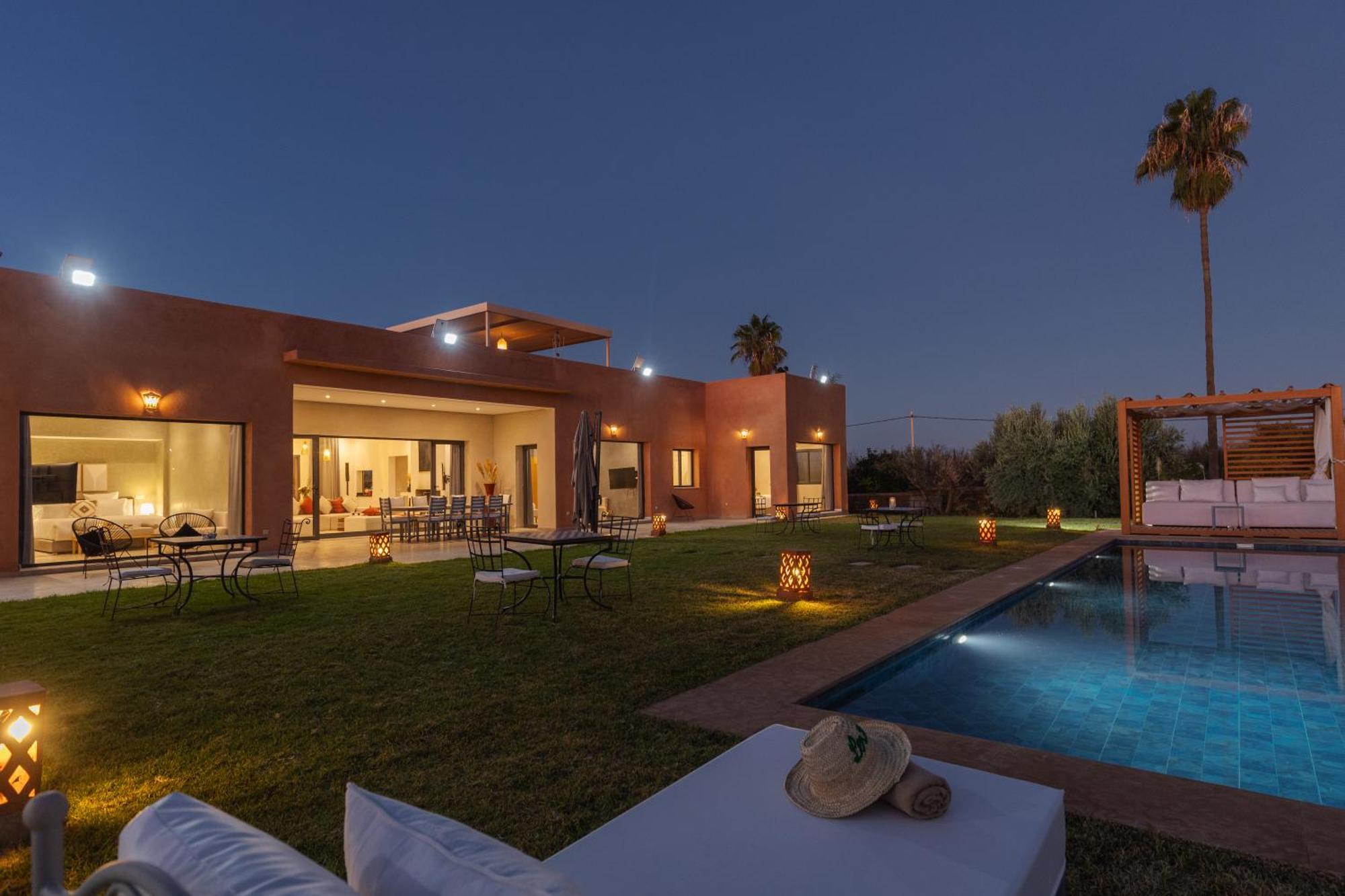 Hotel Les Roses By La Siredrah Ait Bou Zguia Exterior foto