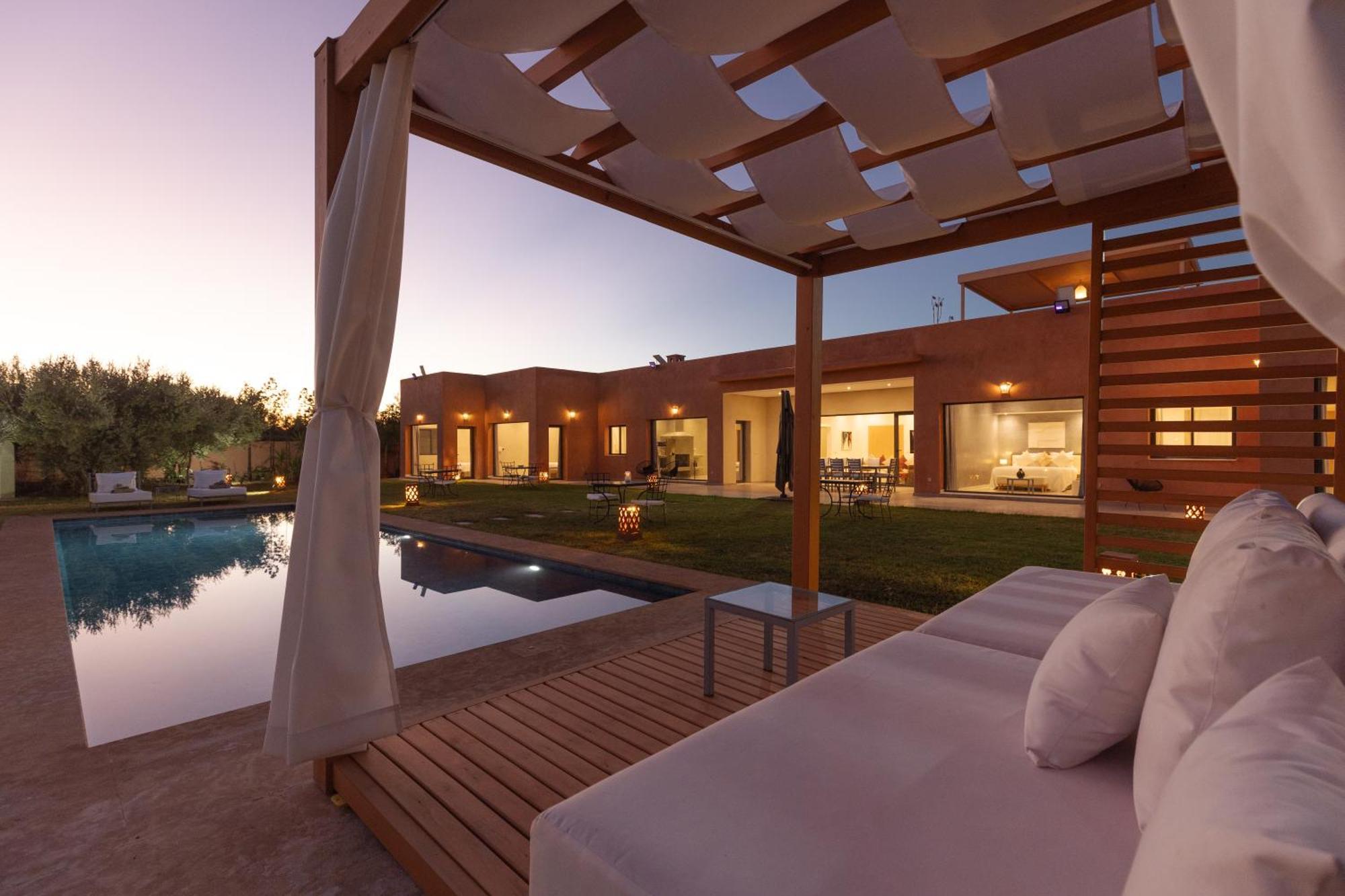 Hotel Les Roses By La Siredrah Ait Bou Zguia Exterior foto