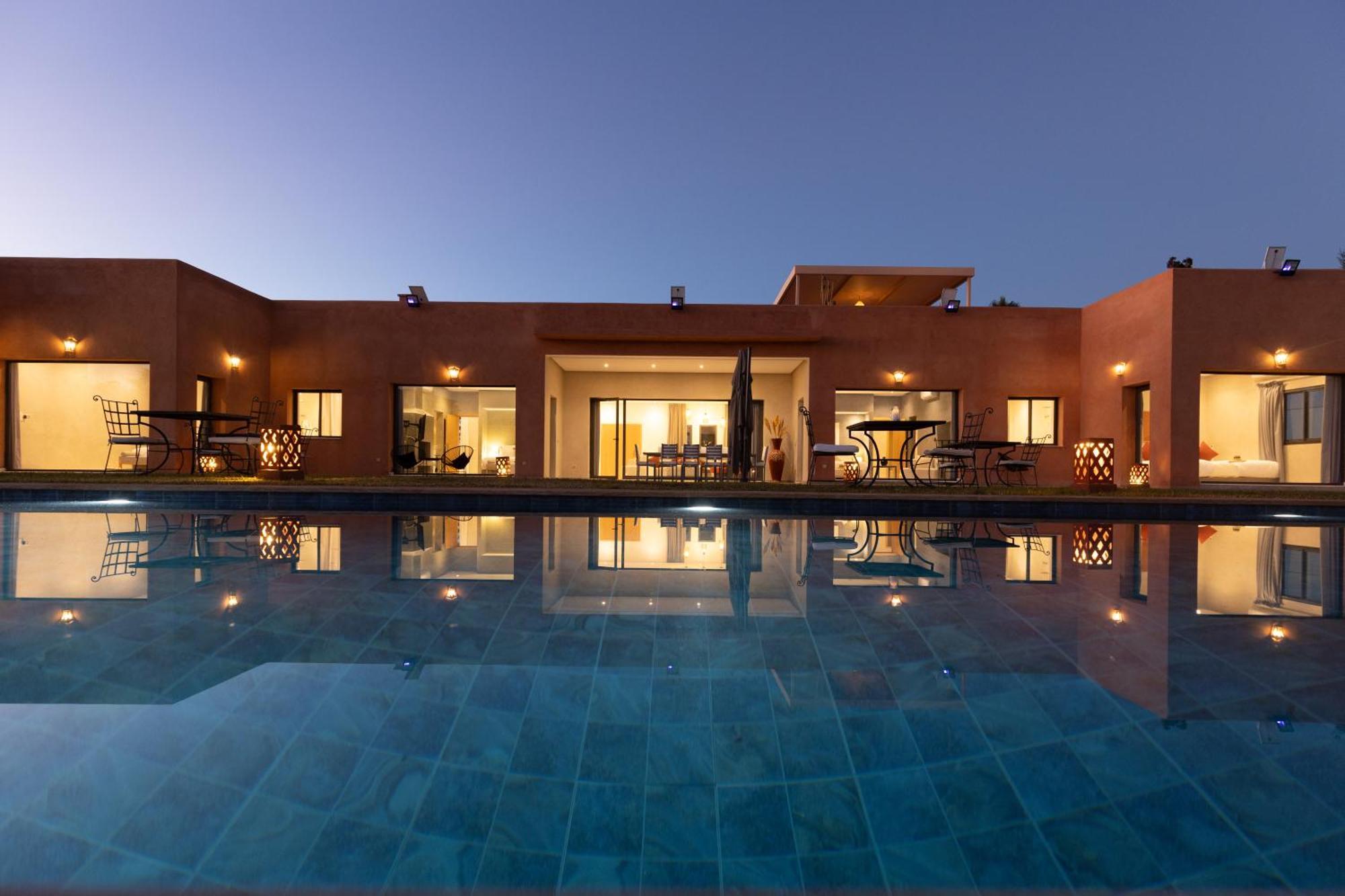 Hotel Les Roses By La Siredrah Ait Bou Zguia Exterior foto